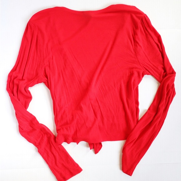 Wild Fable Red V-Neck Long Sleeve Top - Picture 4 of 7